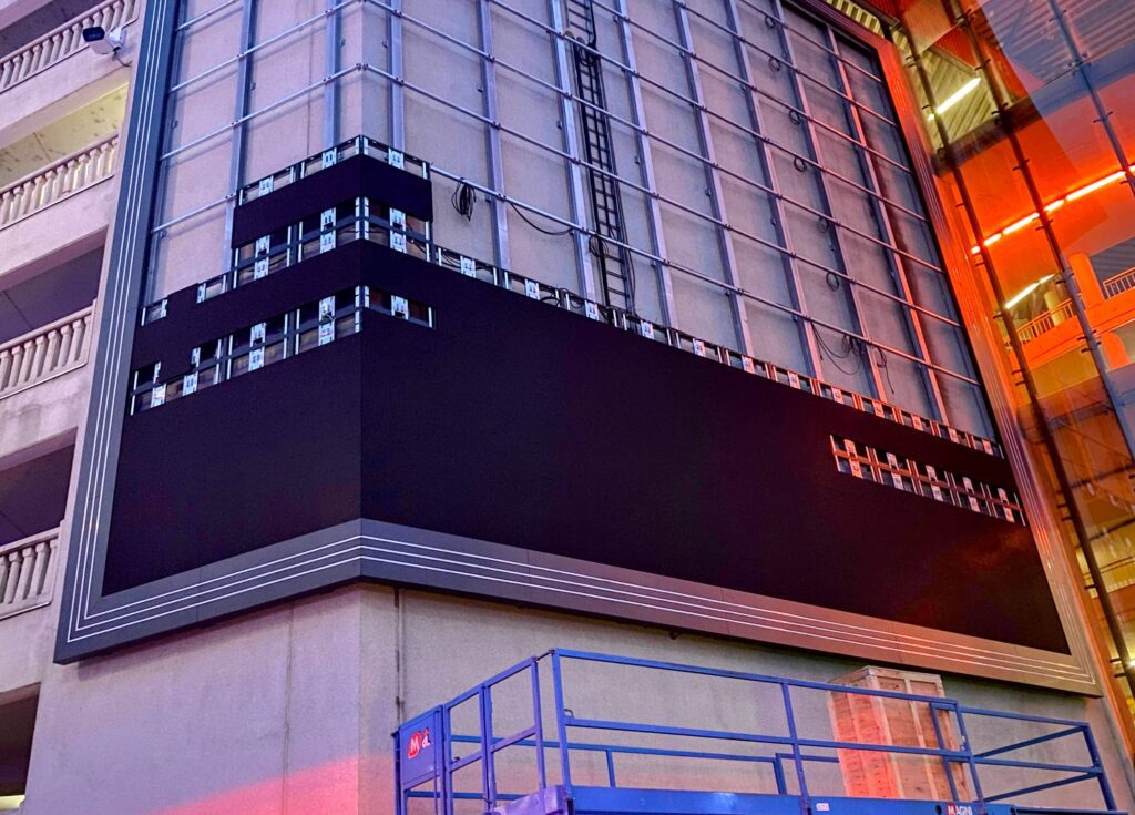 PlusCity LED Wall Parkhaus A Baustelle